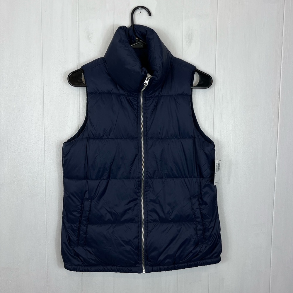 NWT Old Navy Puffer Vest Sz XS‎